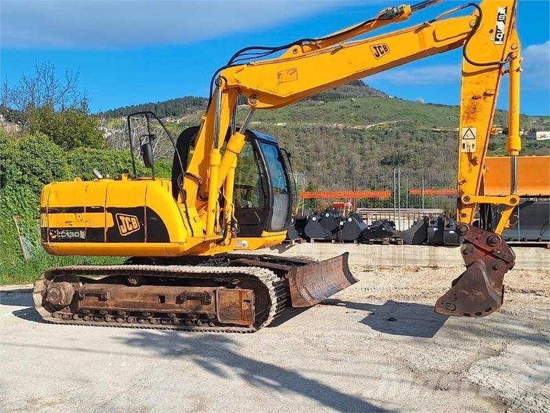 JCB JS130 대형 굴삭기 29톤 이상