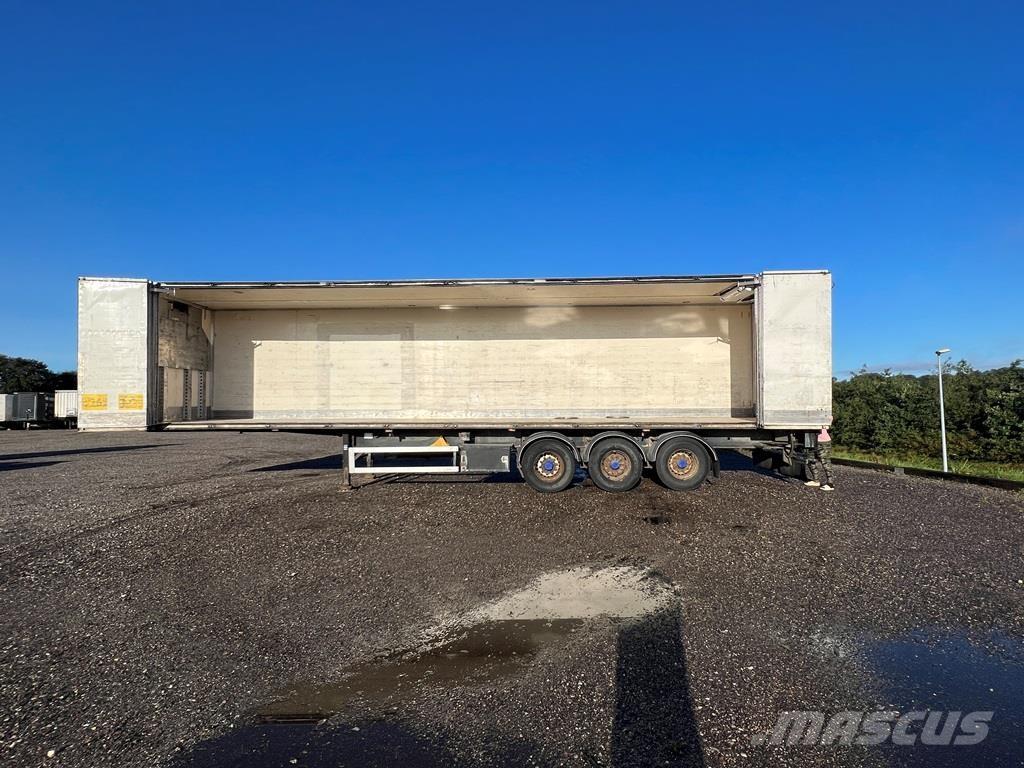 Krone sideåbning 기타 트레일러