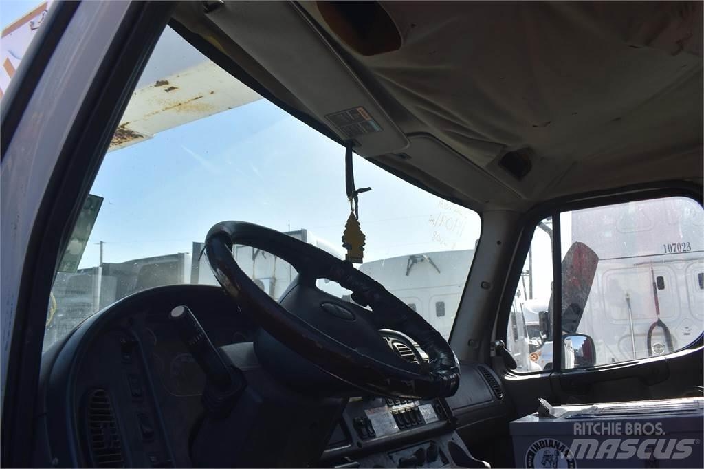 Altec AA55 트럭 탑재 고소작업대