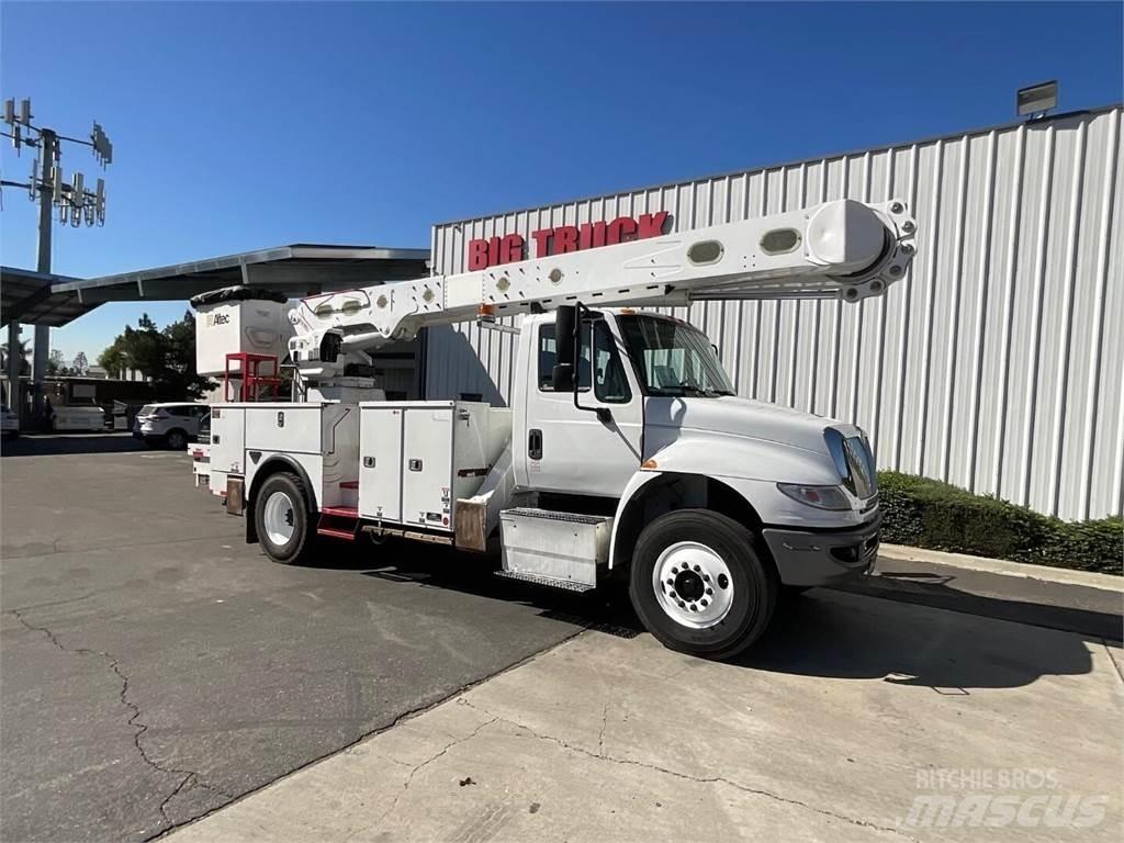 Altec AM55 트럭 탑재 고소작업대