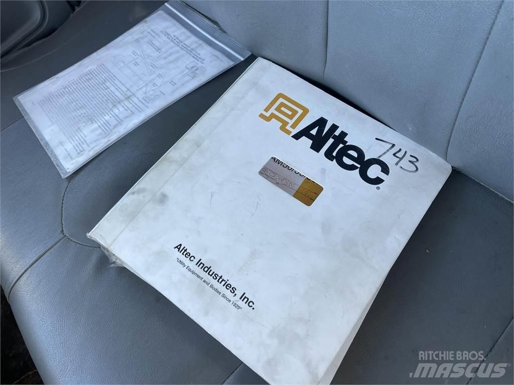 Altec AM55E 트럭 탑재 고소작업대