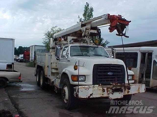 Altec D1000BR 이동식 드릴 리그 트럭