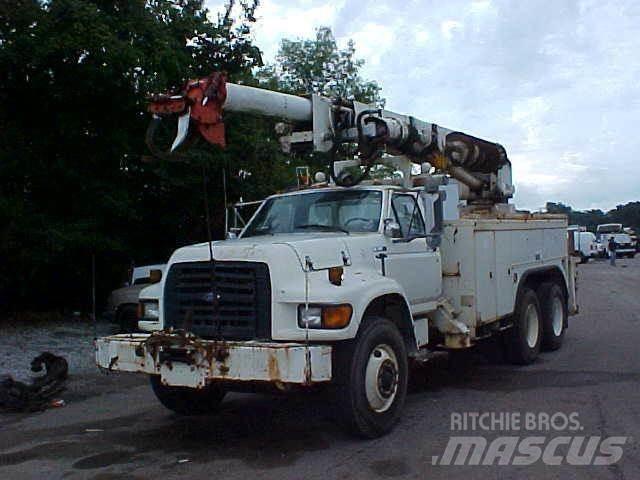 Altec D1000BR 이동식 드릴 리그 트럭