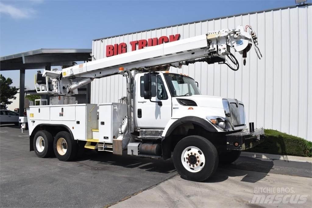 Altec D3060ATR 이동식 드릴 리그 트럭