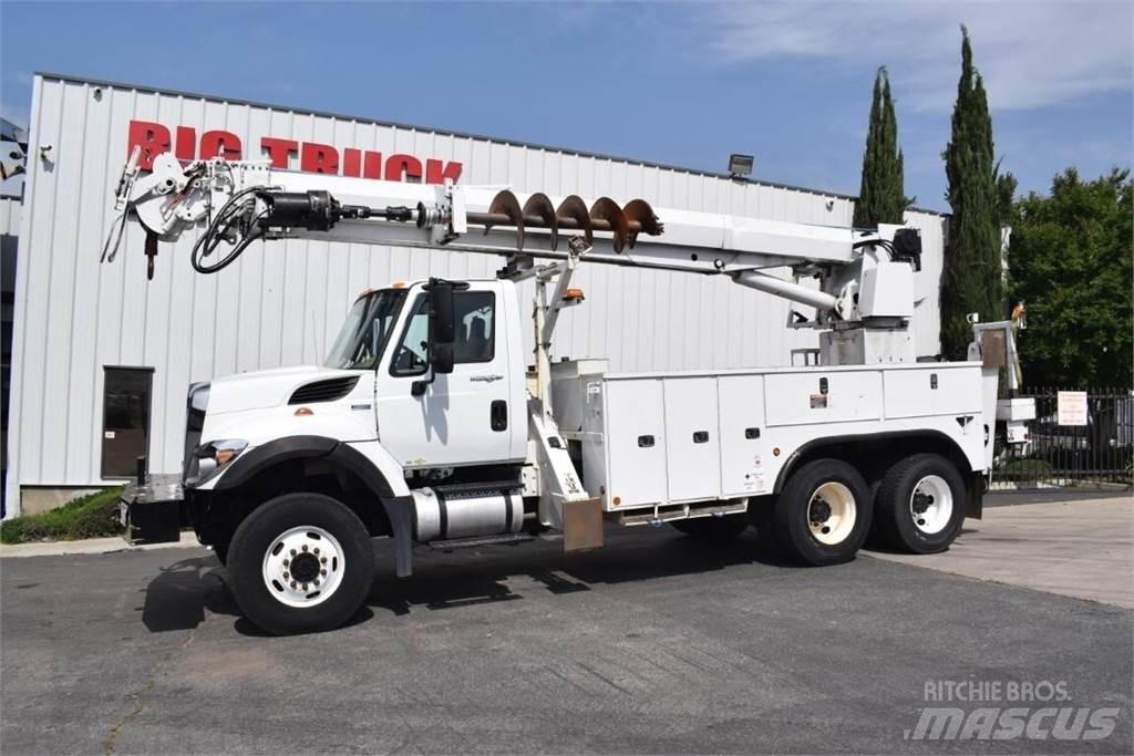 Altec D3060ATR 이동식 드릴 리그 트럭