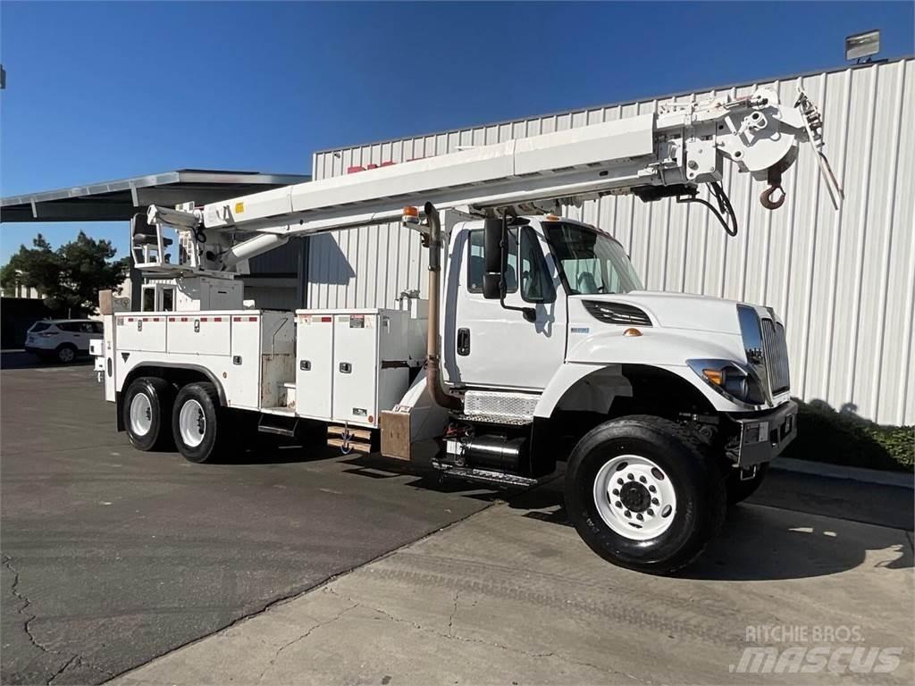 Altec D4065BTR 이동식 드릴 리그 트럭