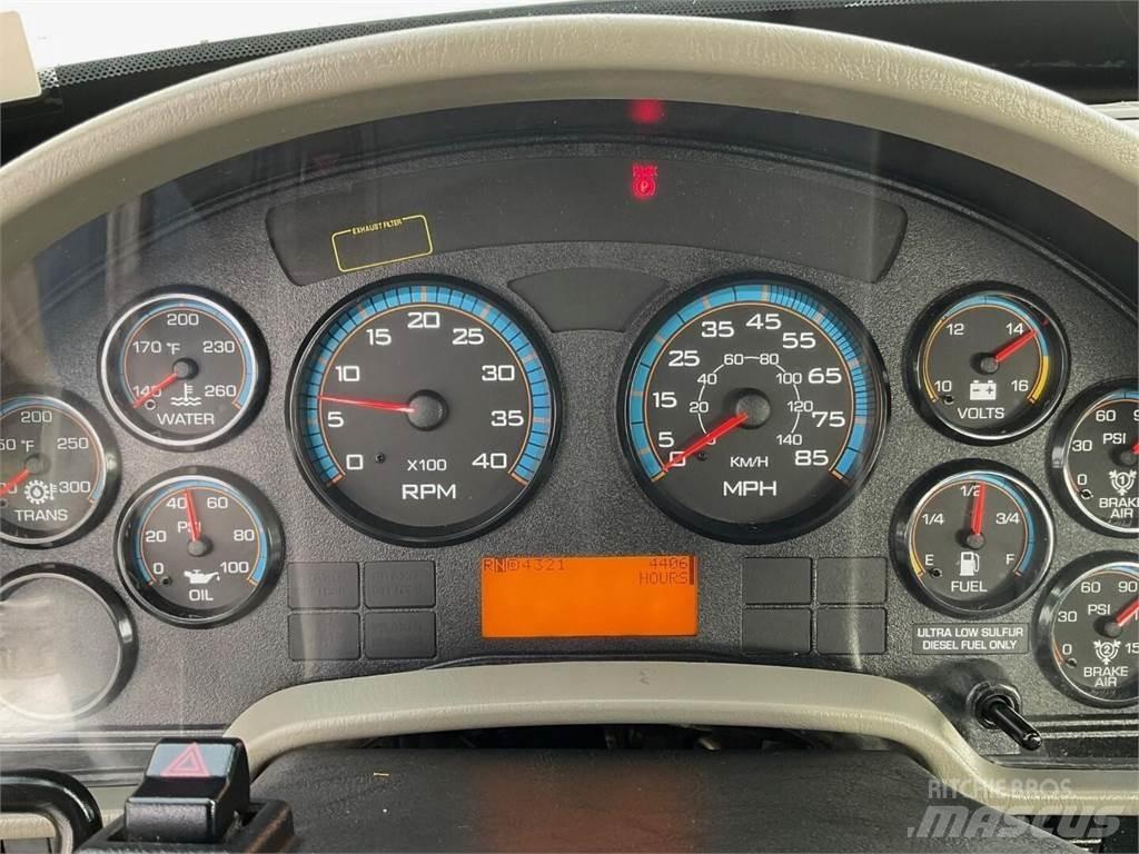 Altec D4065BTR 이동식 드릴 리그 트럭