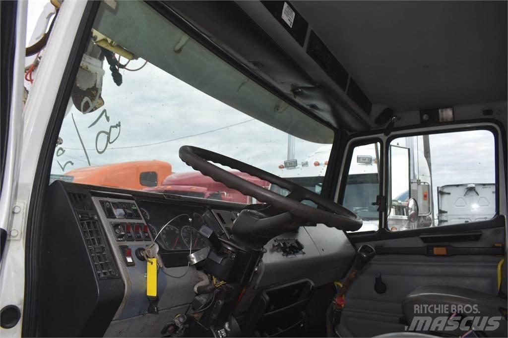 Altec D945TR 이동식 드릴 리그 트럭