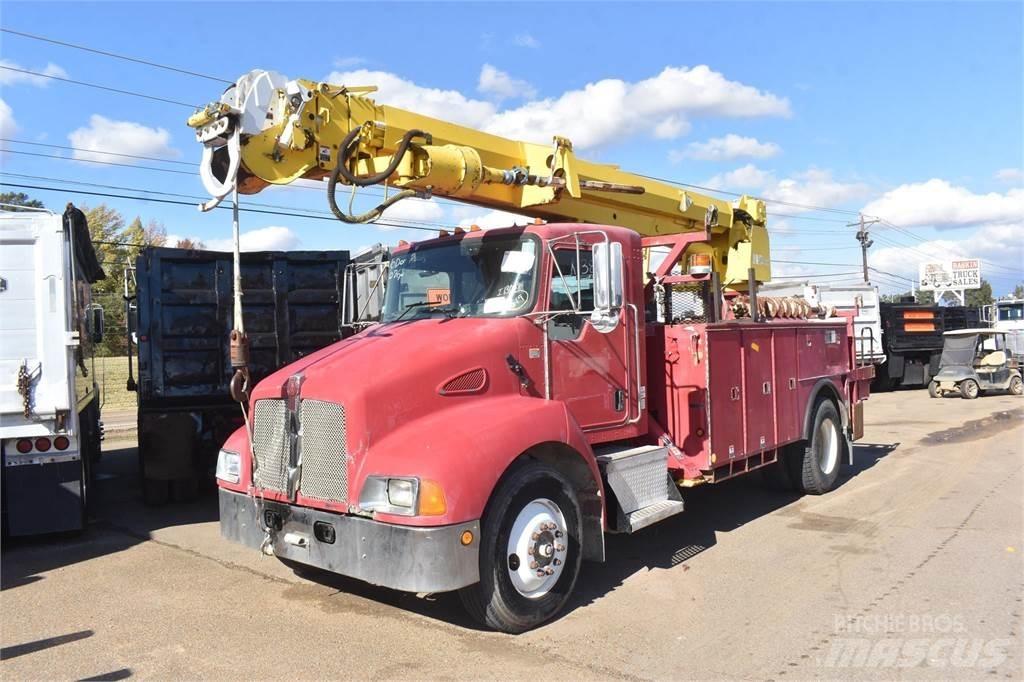 Altec DM47T 이동식 드릴 리그 트럭