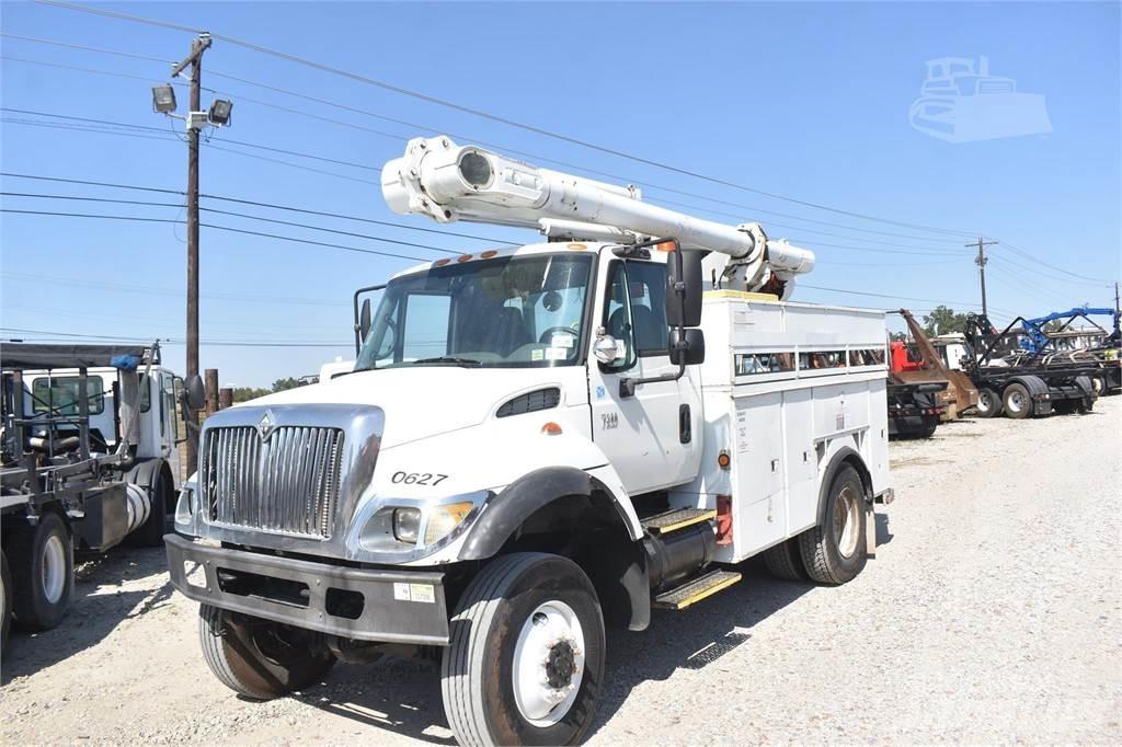 Altec L36A 트럭 탑재 고소작업대
