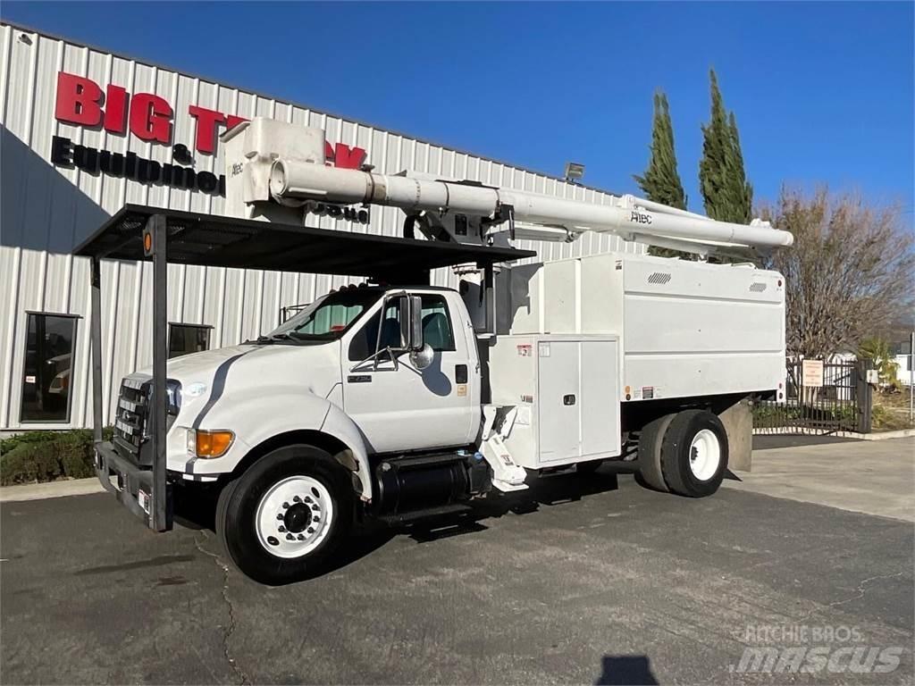 Altec LR756 FM 트럭 탑재 고소작업대