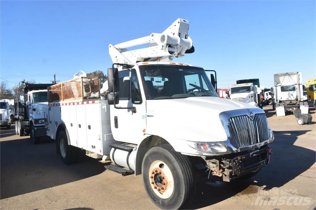 Altec TA41M 트럭 탑재 고소작업대