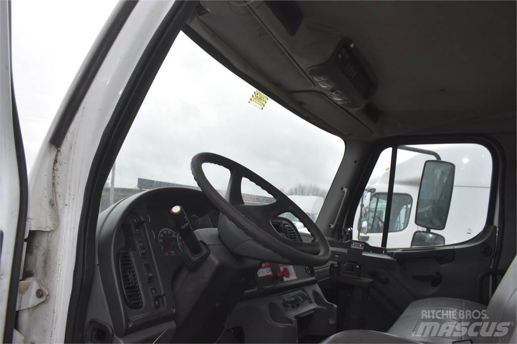 Altec TA41M 트럭 탑재 고소작업대
