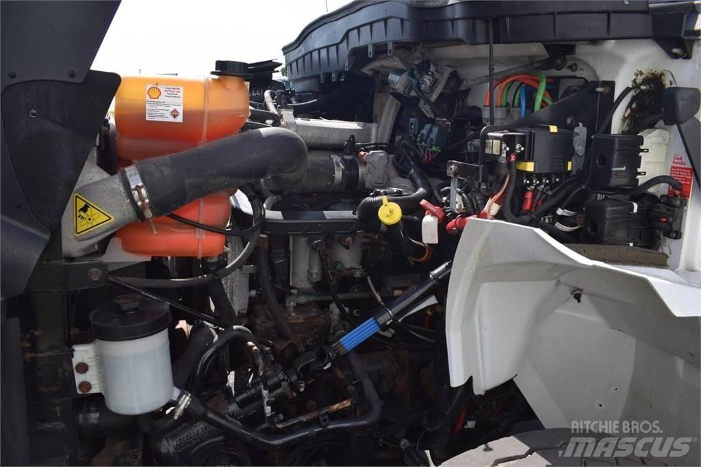 Altec TA41M 트럭 탑재 고소작업대
