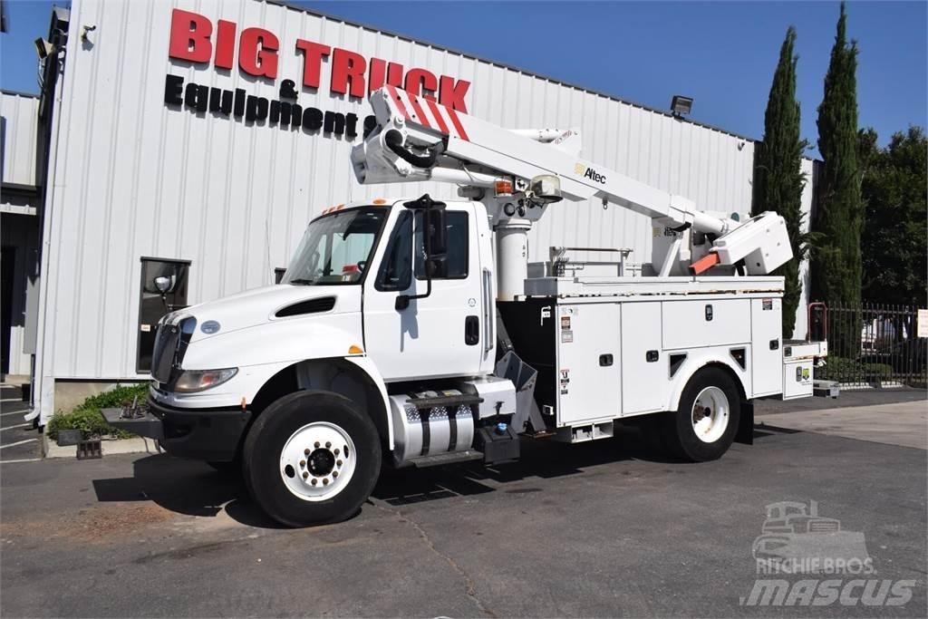 Altec TA41M 트럭 탑재 고소작업대