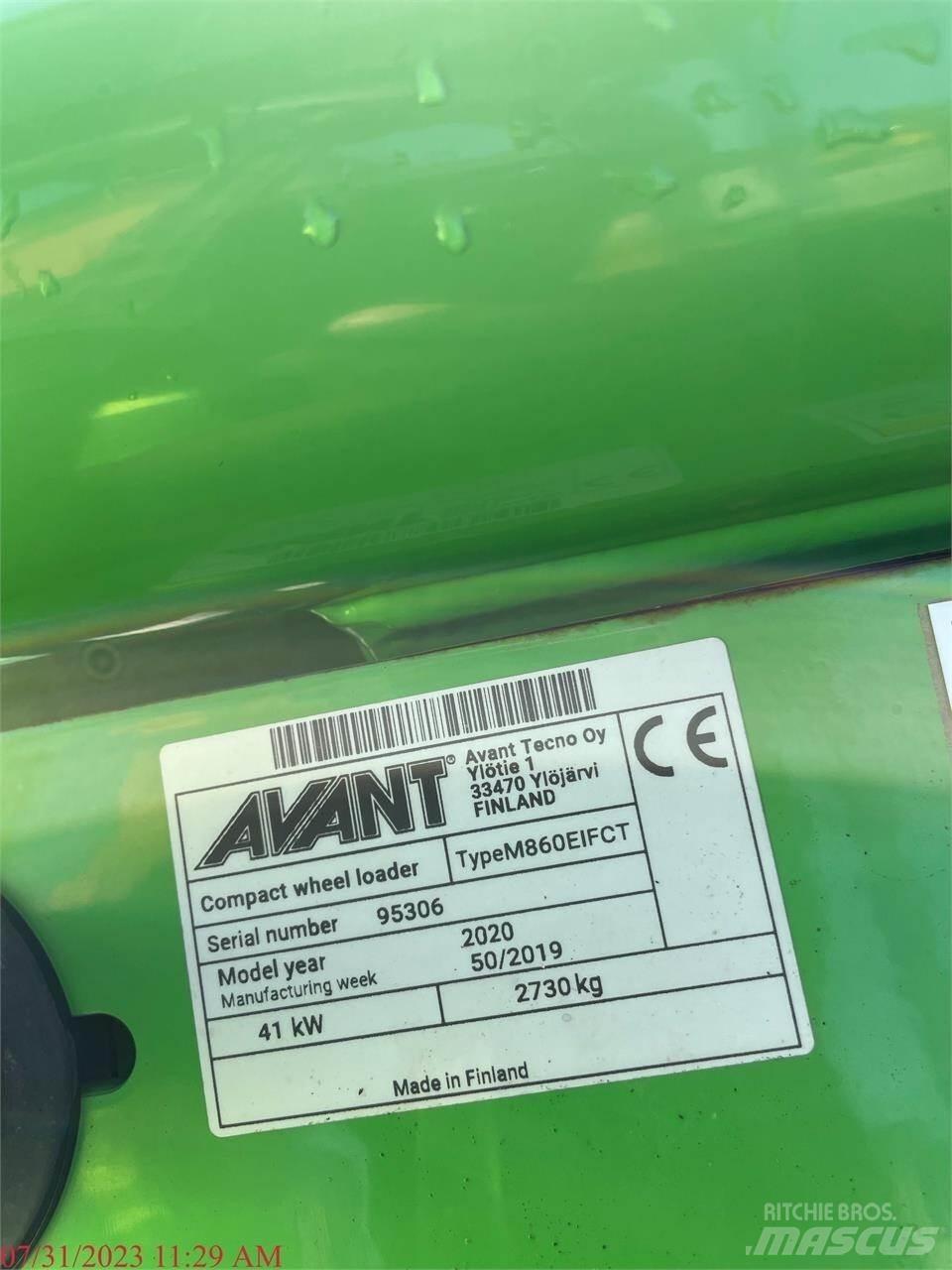 Avant 860I  휠로우더