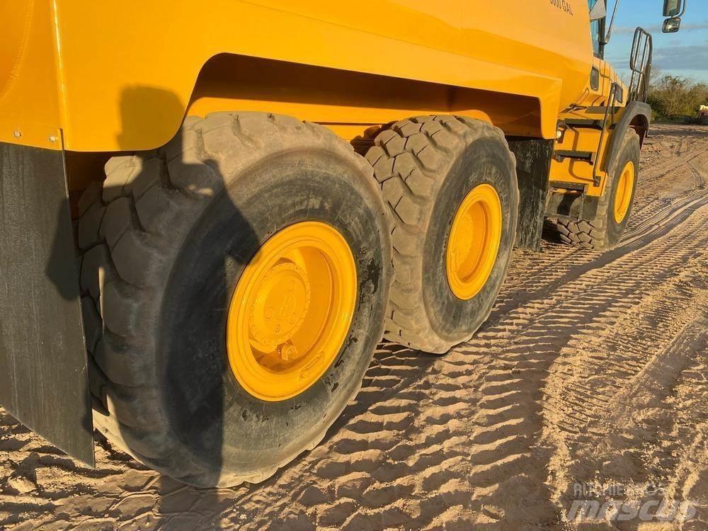 Bell B30E 급수차