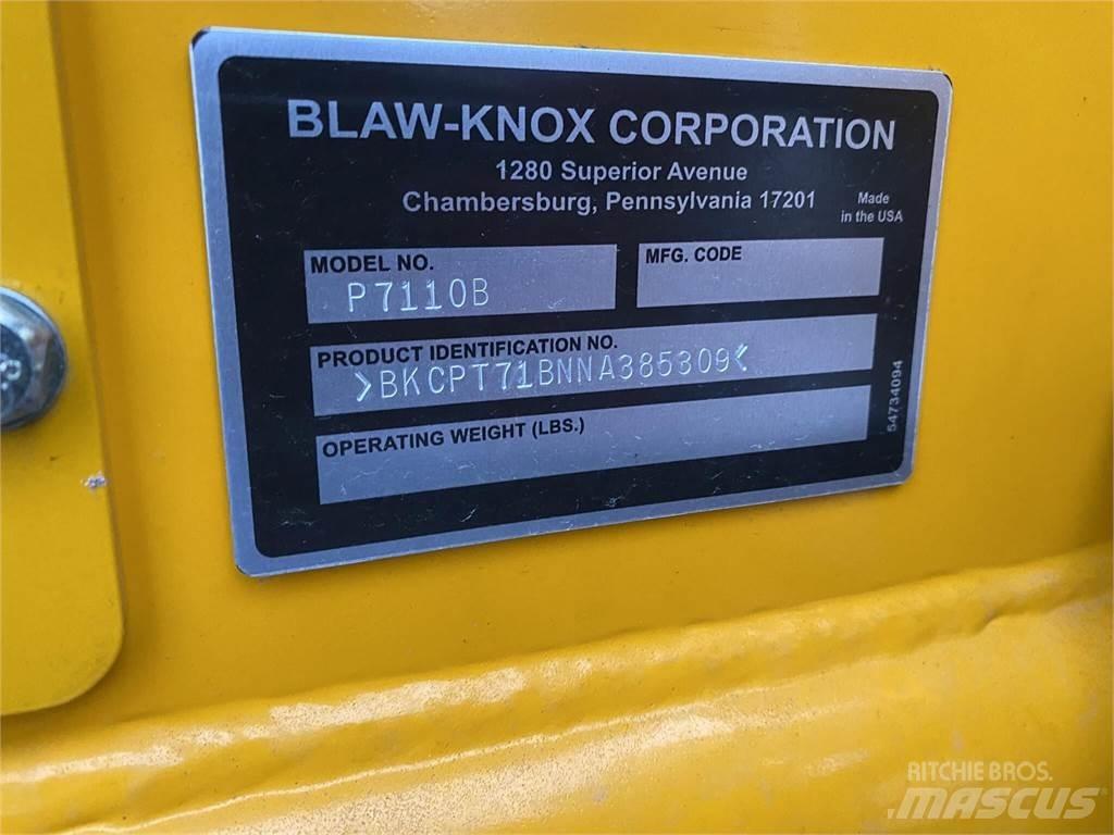 Blaw-Knox P7110B 아스팔트 포장장비