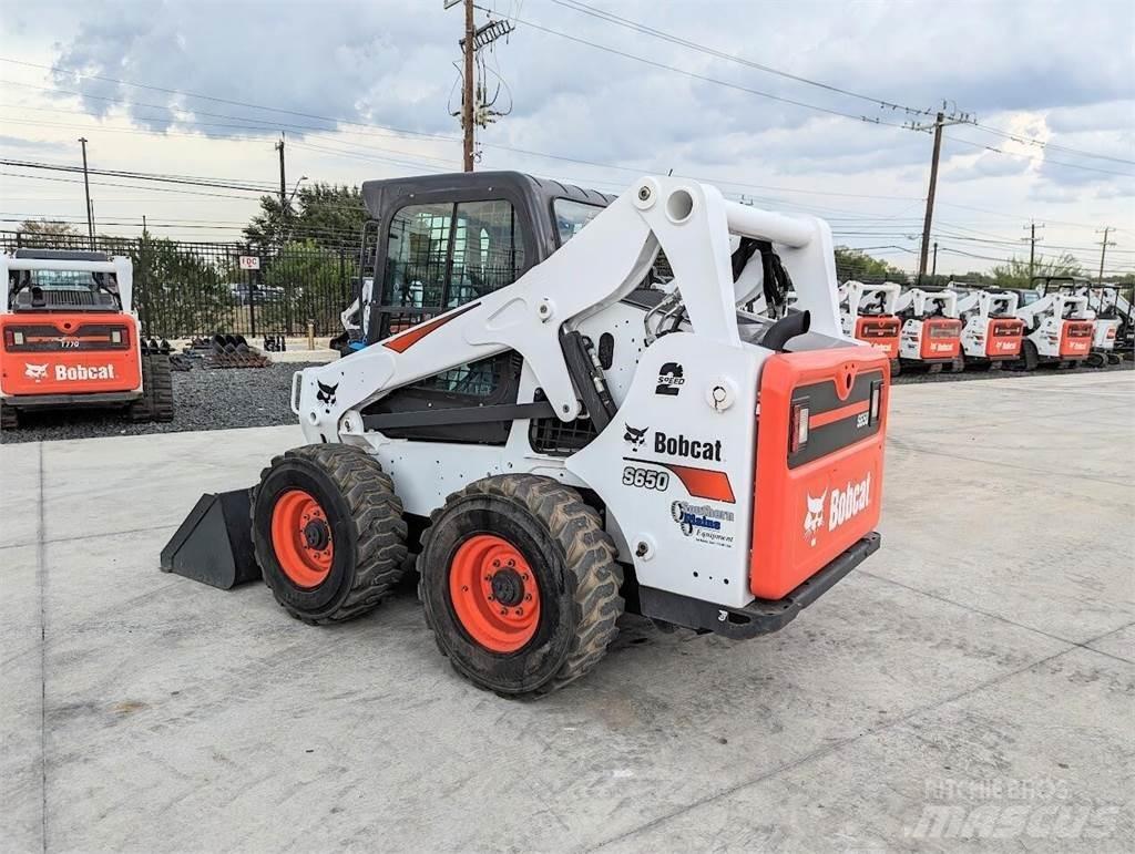 Bobcat S650  스키드로더