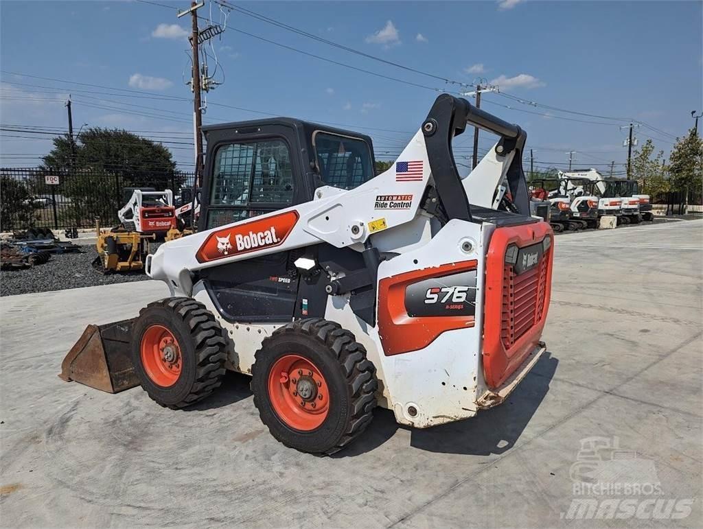 Bobcat S76  스키드로더