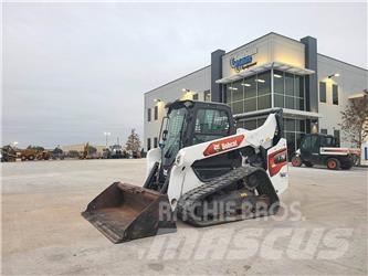 Bobcat T76  스키드로더
