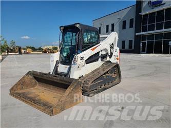 Bobcat T770  스키드로더