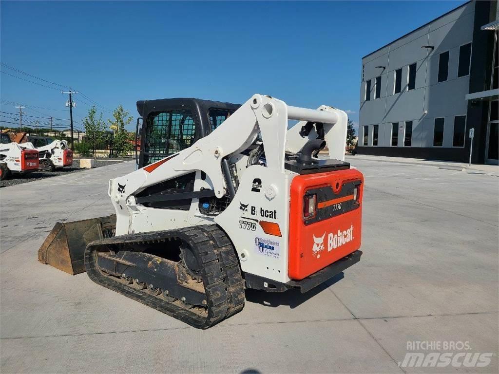 Bobcat T770  스키드로더