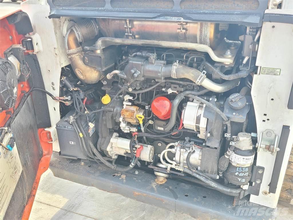Bobcat T770  스키드로더