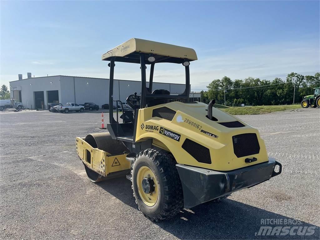 Bomag BW145D-5 트윈 드럼 롤러