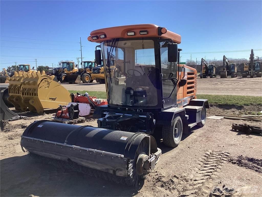 Broce FMJ470 도로 청소차