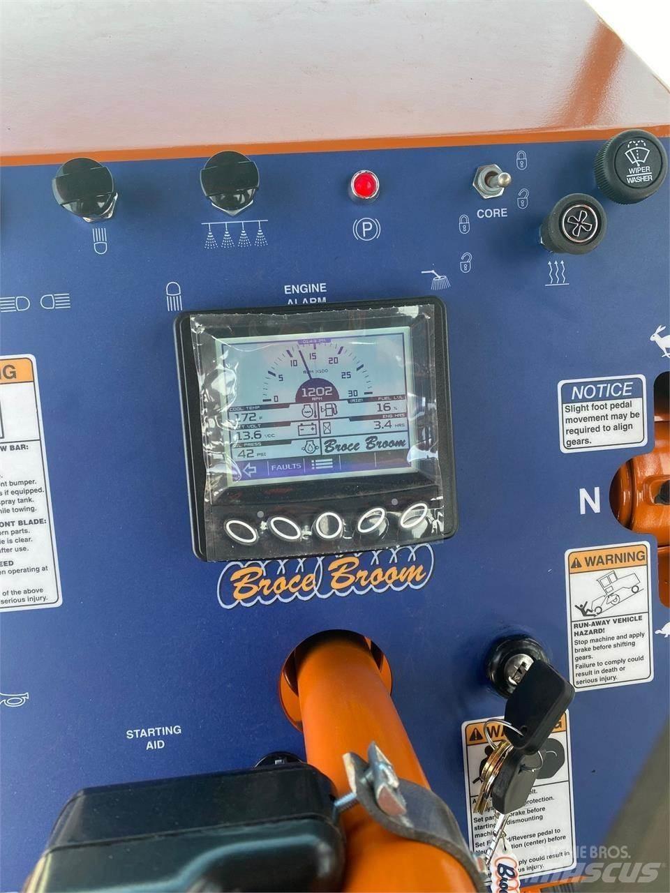 Broce RJT350 도로 청소차