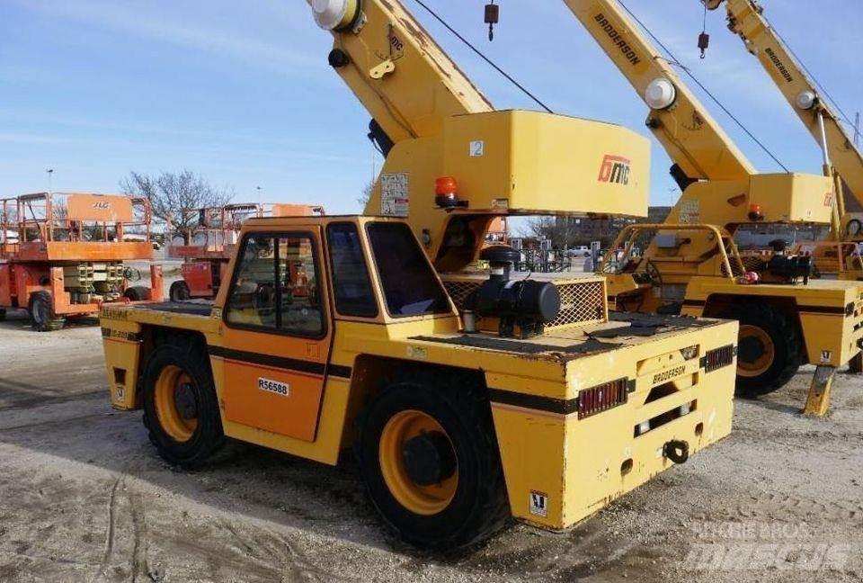 Broderson IC200 R/T 크레인