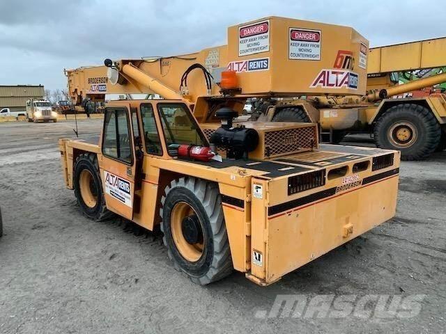 Broderson IC250-3C R/T 크레인