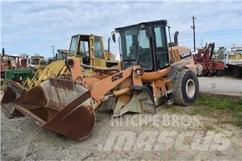 CASE 621E  휠로우더