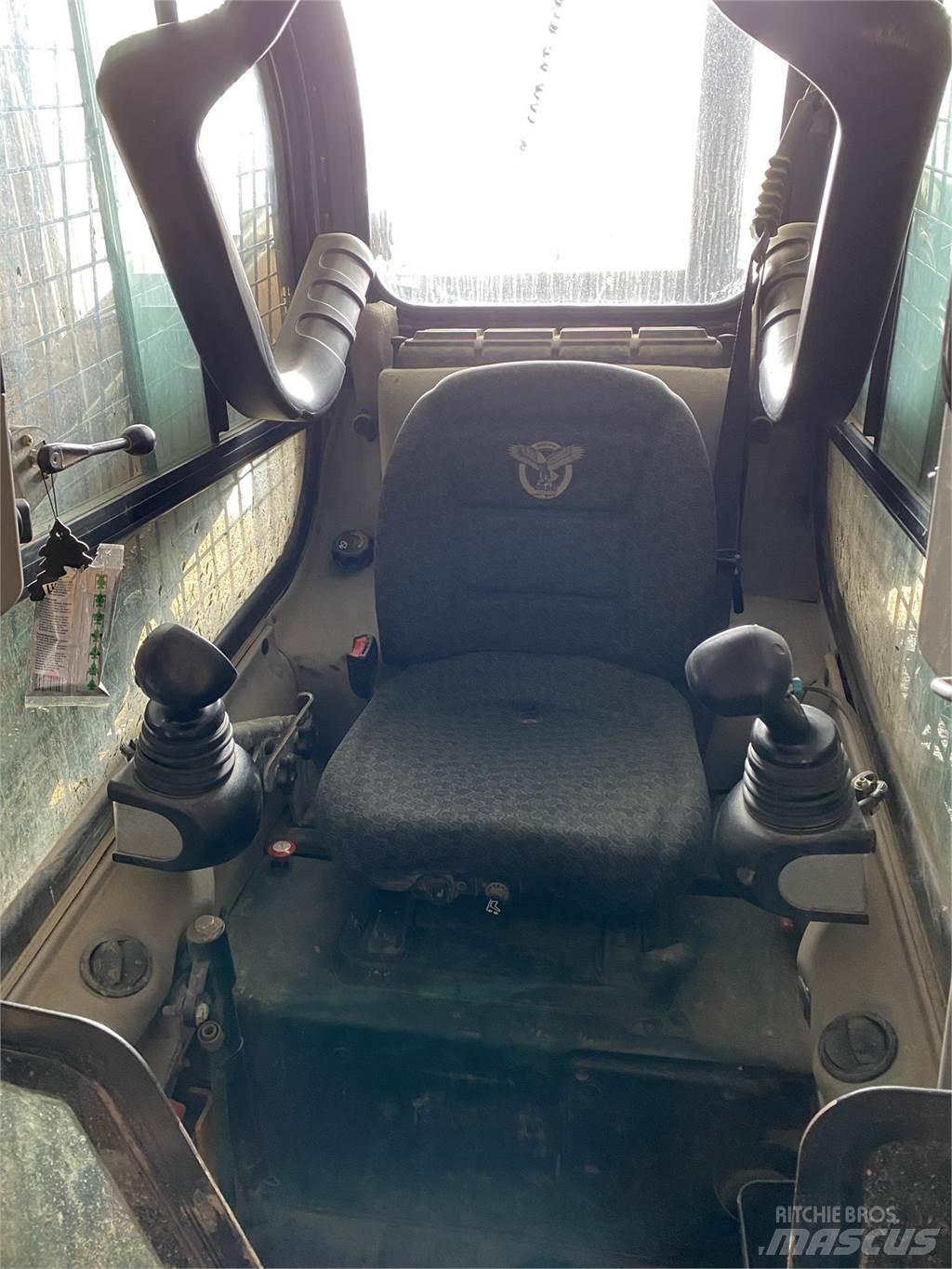 CASE SV280  스키드로더