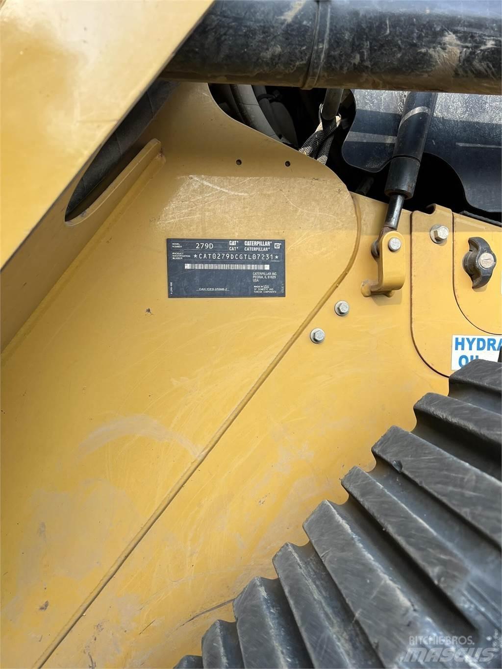 CAT 279D  스키드로더