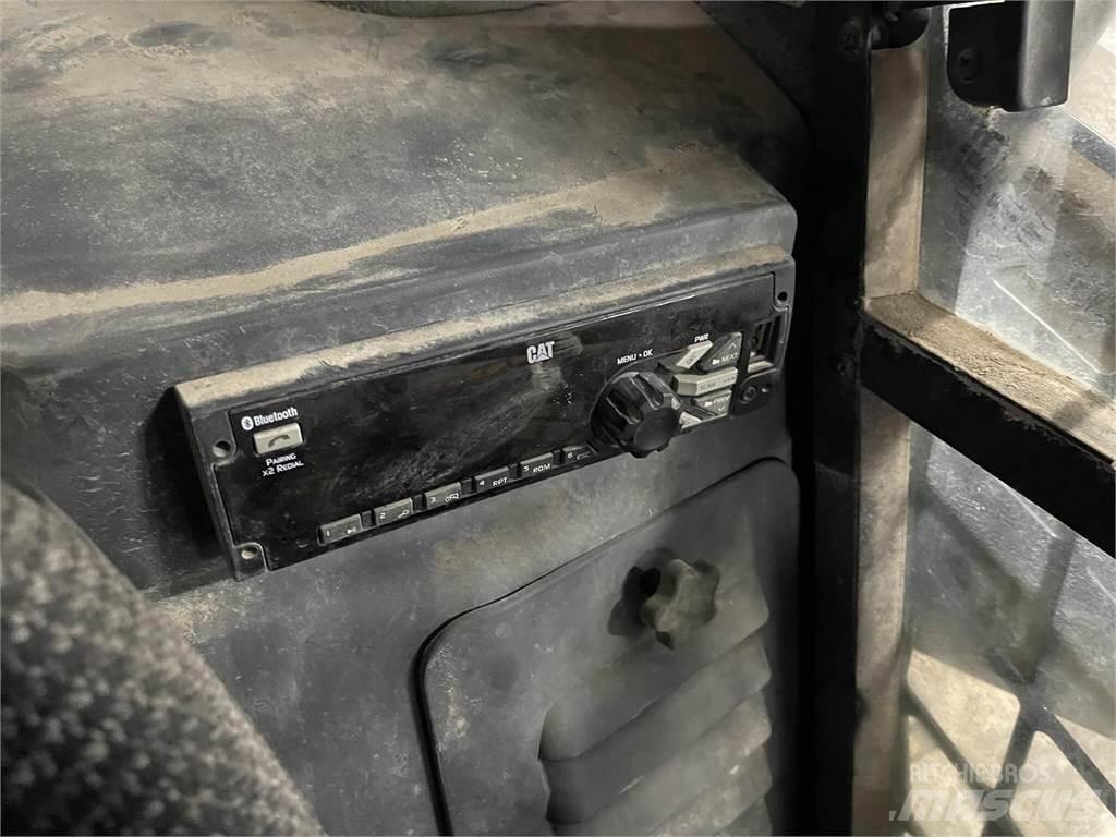 CAT 299D2  스키드로더