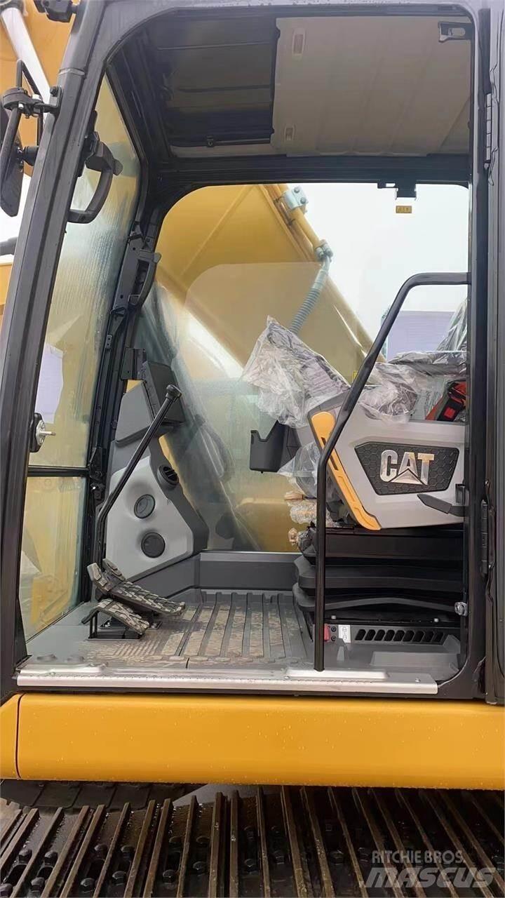 CAT 320 대형 굴삭기 29톤 이상