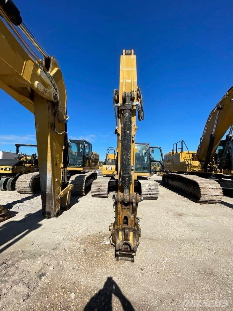 CAT 320 대형 굴삭기 29톤 이상