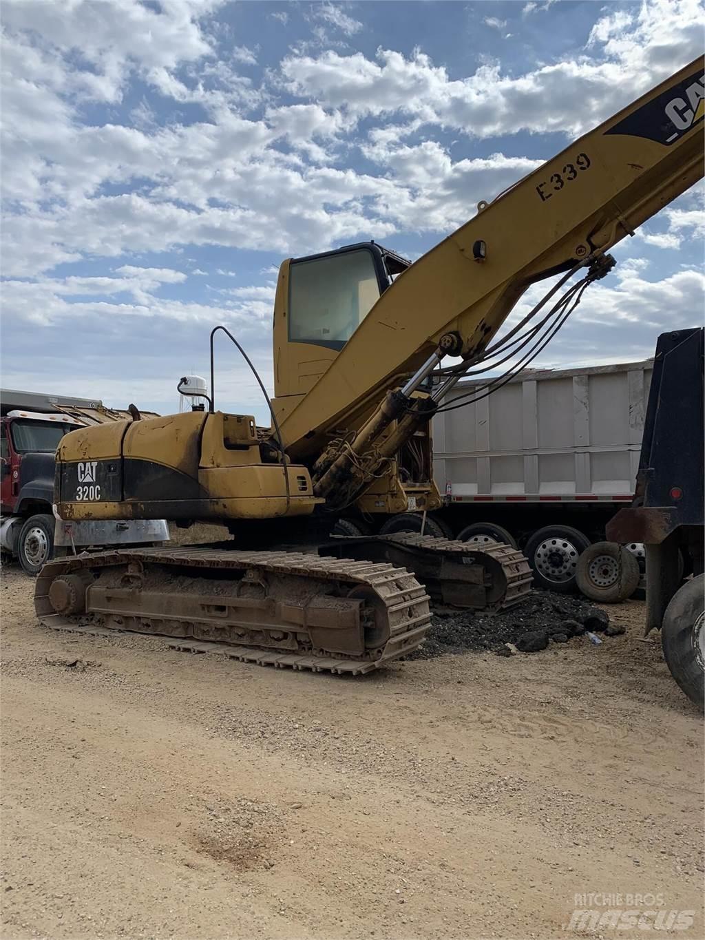 CAT 320C 대형 굴삭기 29톤 이상