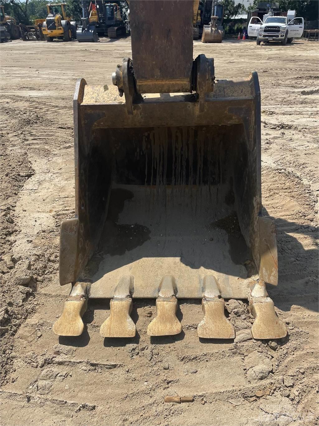 CAT 325C 대형 굴삭기 29톤 이상