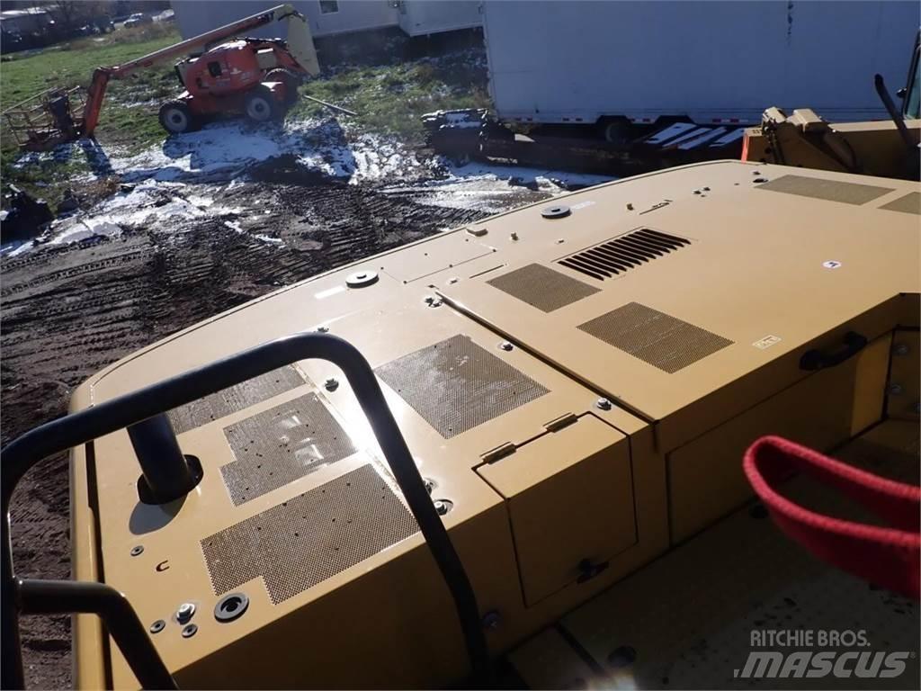 CAT 330 대형 굴삭기 29톤 이상