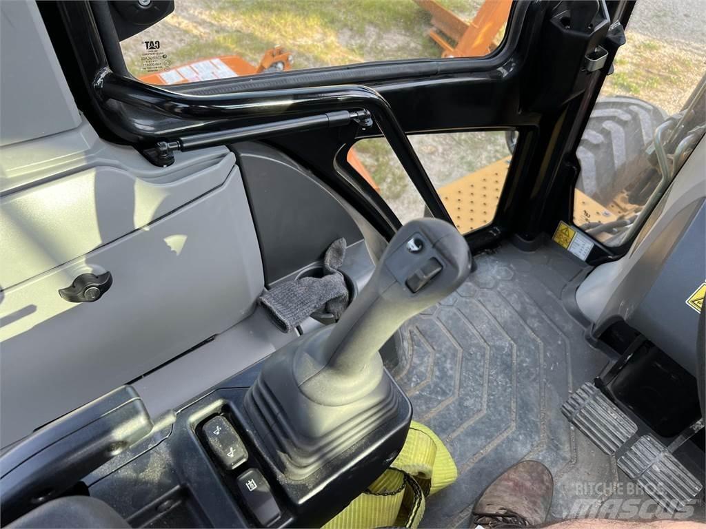 CAT 420 XE 백호로더
