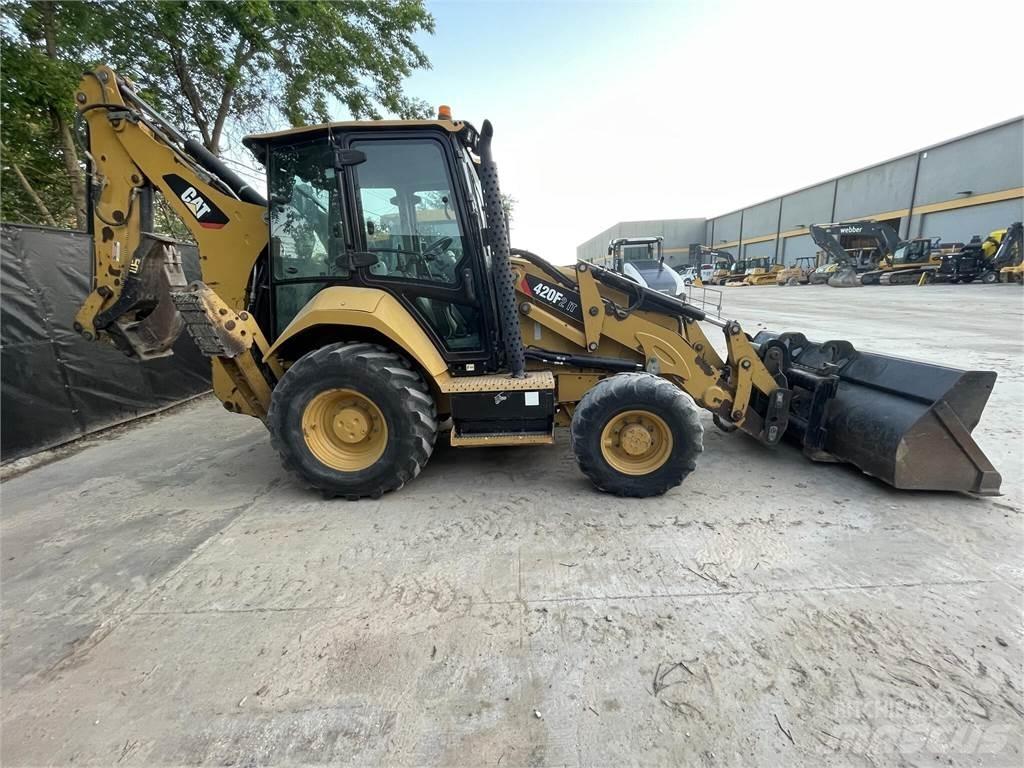 CAT 420F2 IT 백호로더