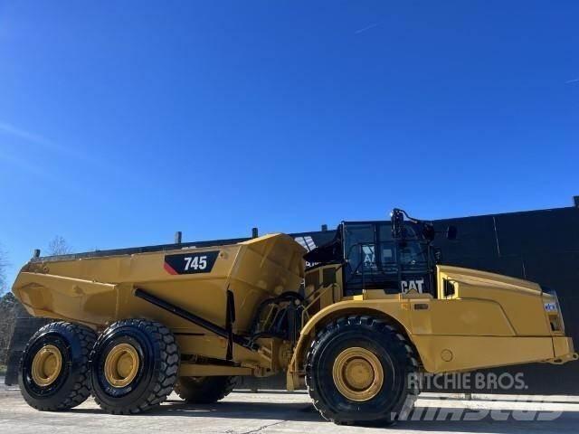 CAT 745 연결식 홀러