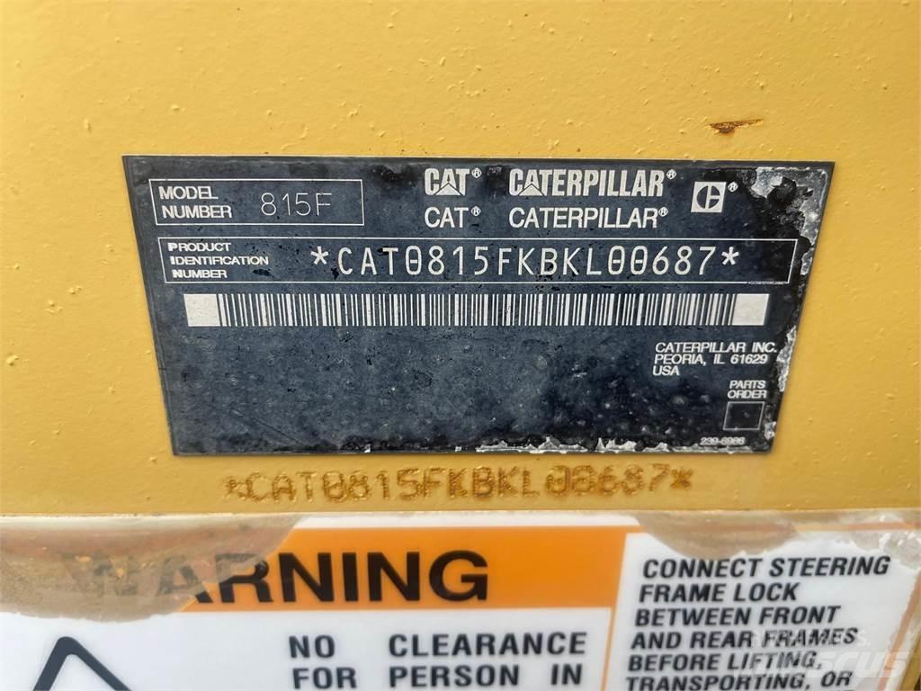 CAT 815F 폐기물 다짐기