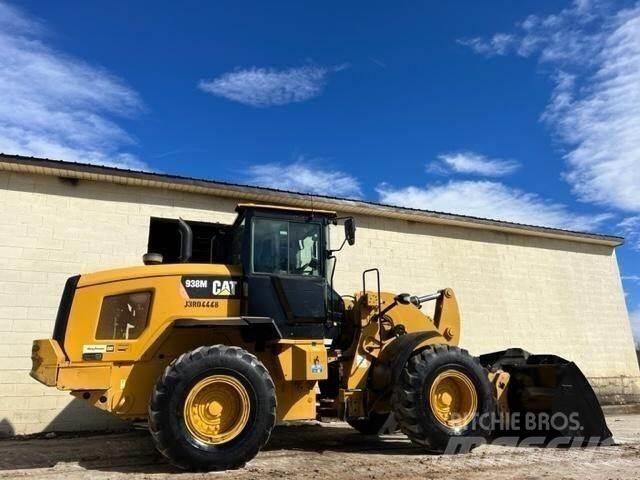 CAT 938M  휠로우더