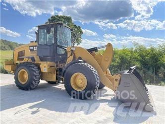 CAT 938M  휠로우더
