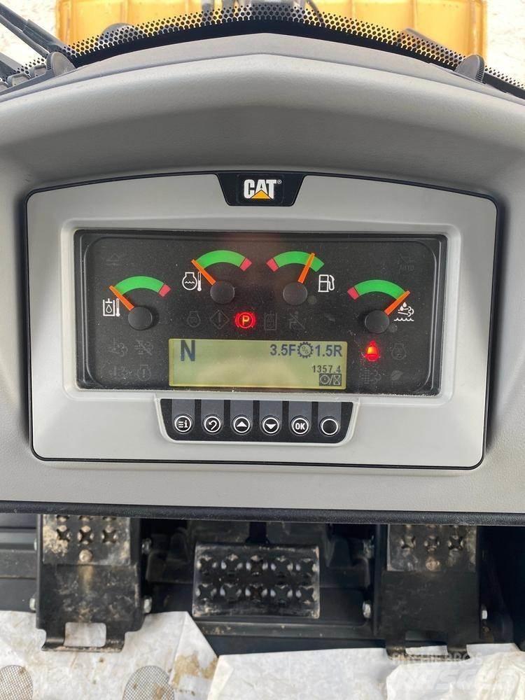 CAT 963K 궤도식 로우더