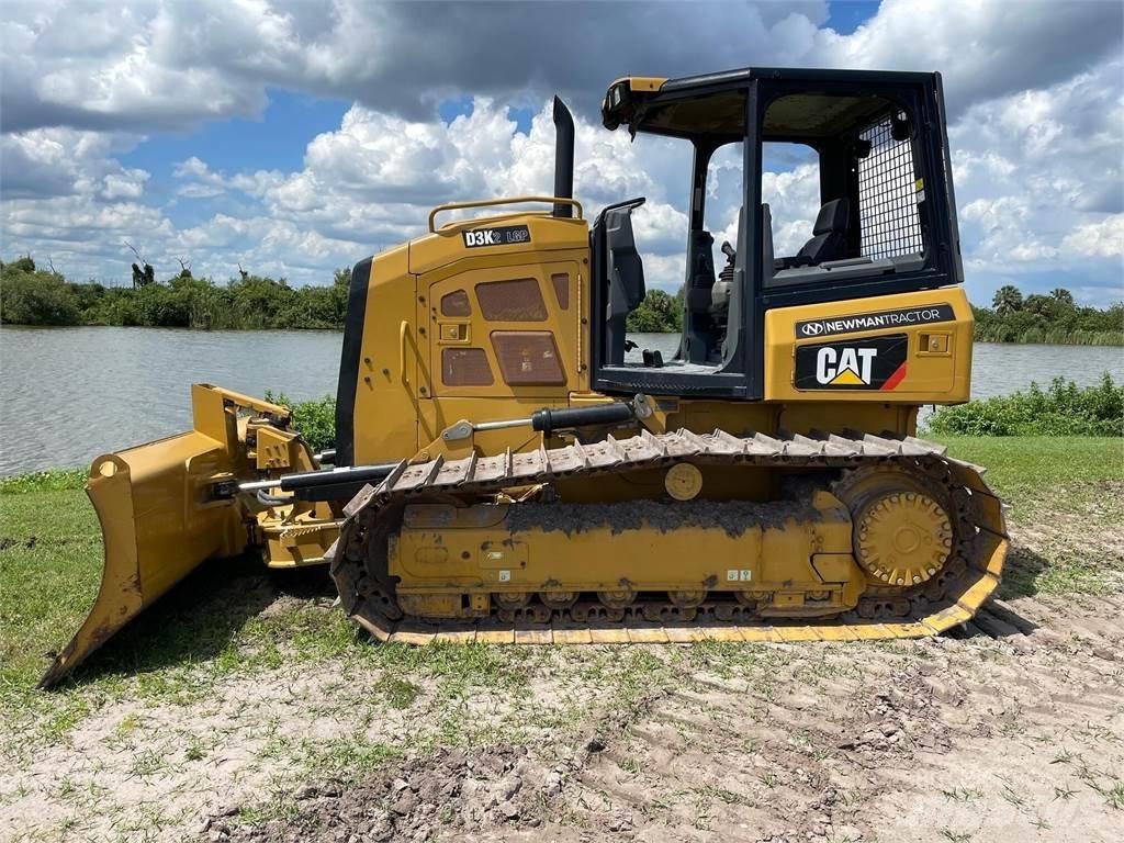 CAT D3K2 LGP 크롤러 도저